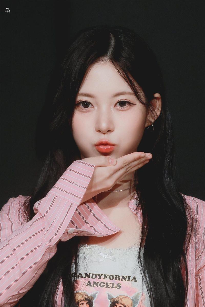 서로 플러팅하는 미연과사나