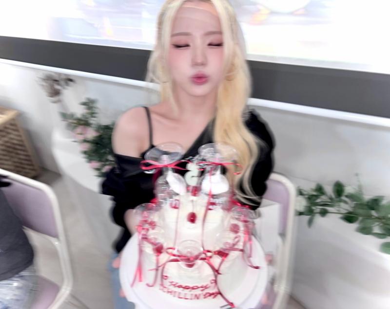 아이칠린 (ICHILLIN\') 채린