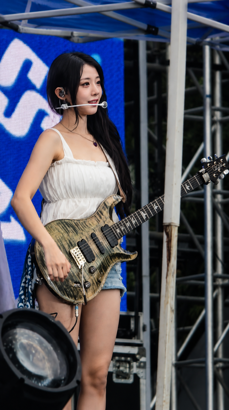 QWER 히나