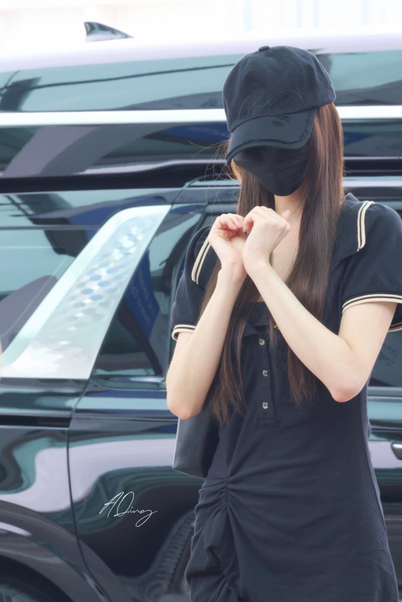 오늘 출국한 아이브 장원영