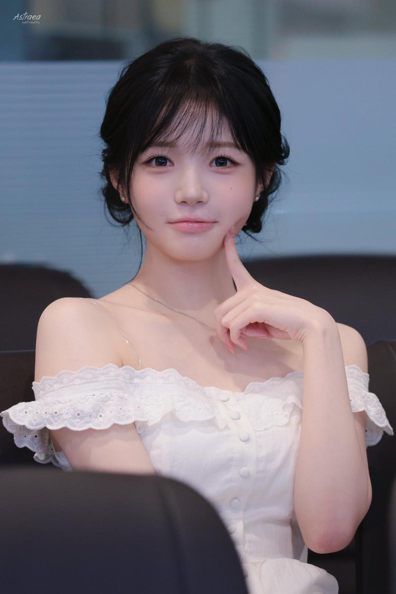 트리플에스 귀요미 김채원 260904
