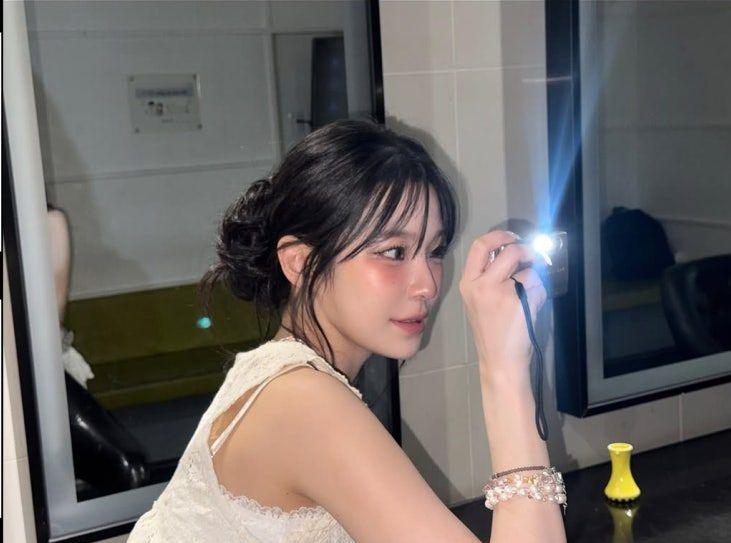 바로 눈앞에서 본 고양이 머리띠 프로미스나인 이채영 실물 느낌