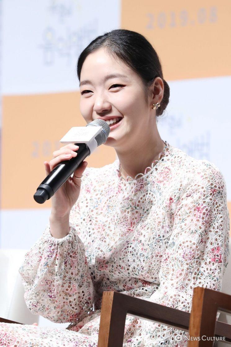오늘자 무신사 뷰티 홍대 엔믹스 설윤