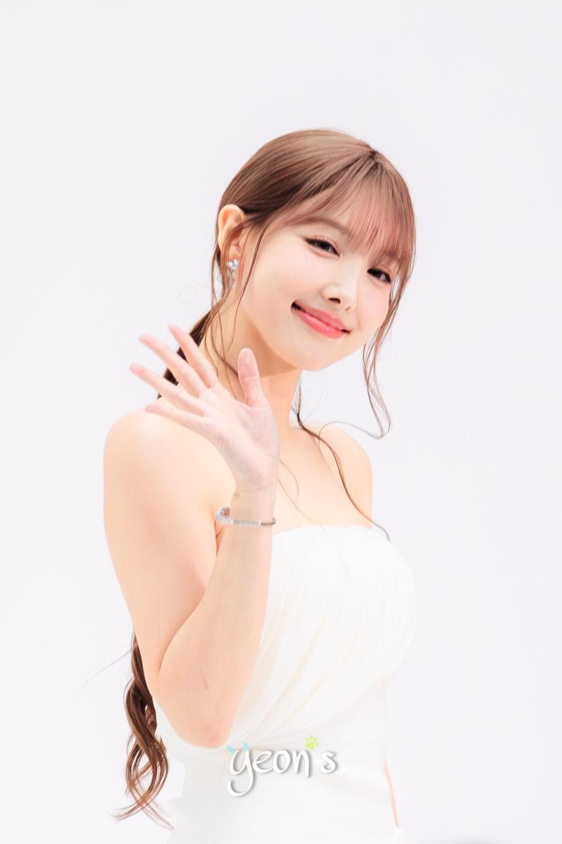 한뼘 초미니 트와이스 나연 바이레도 포토콜 (스압)