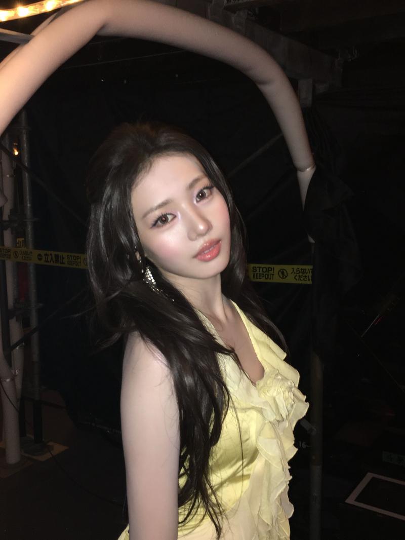 베이비몬스터 로라