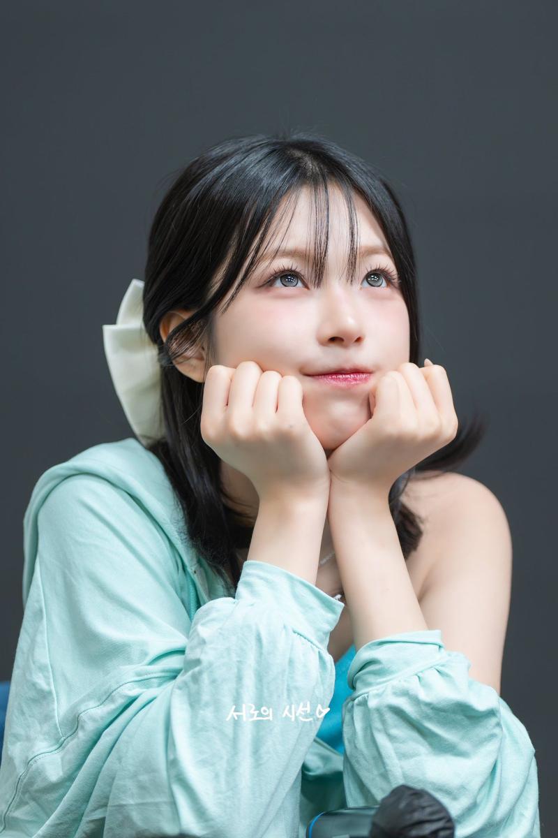 프로미스나인 백지헌