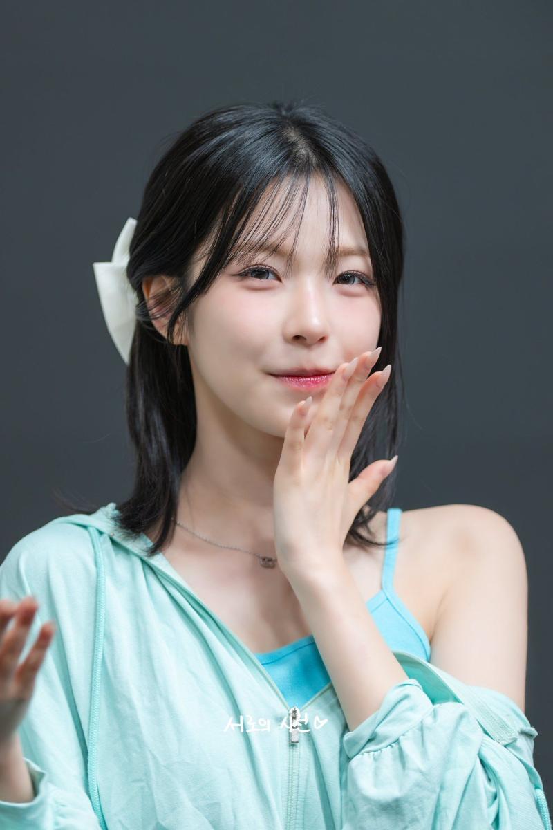 프로미스나인 백지헌