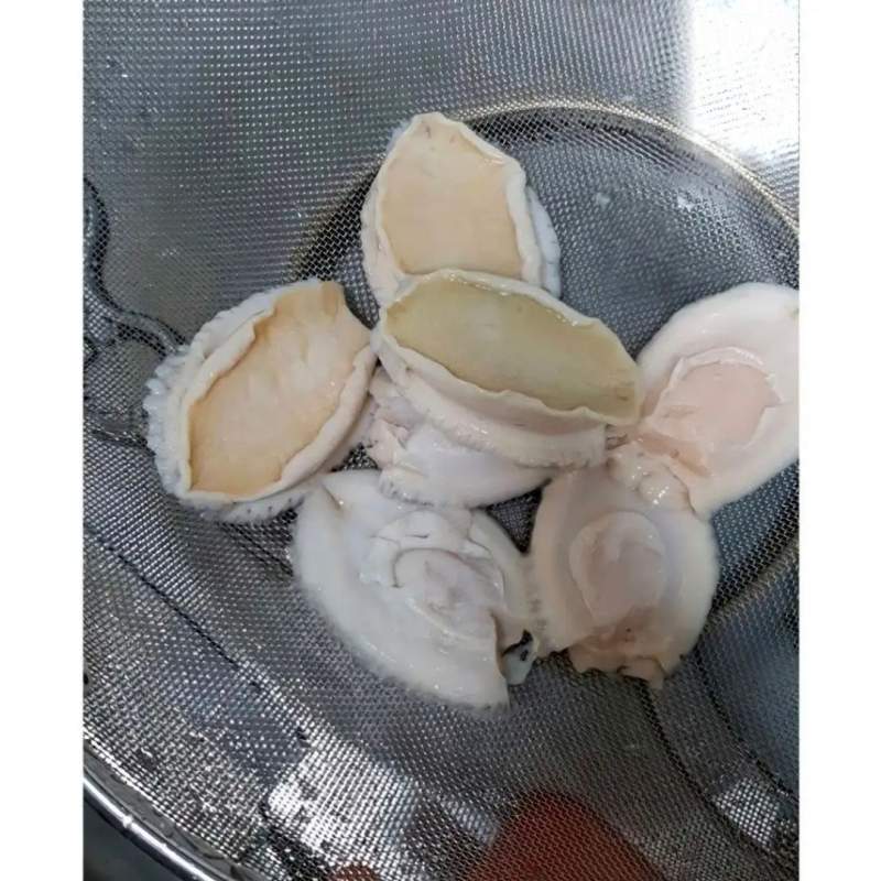 의도치 않은 해산물 손질의 달인.jpg