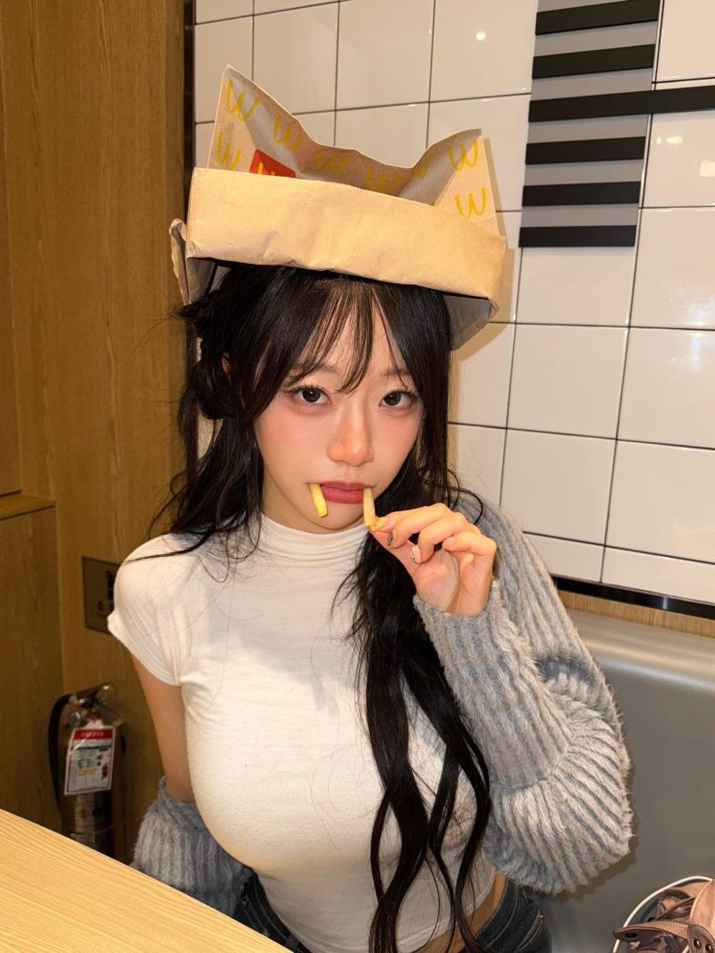 [베이비몬스터/BABYMONSTER] 무대1열앞...아현 팬서비스