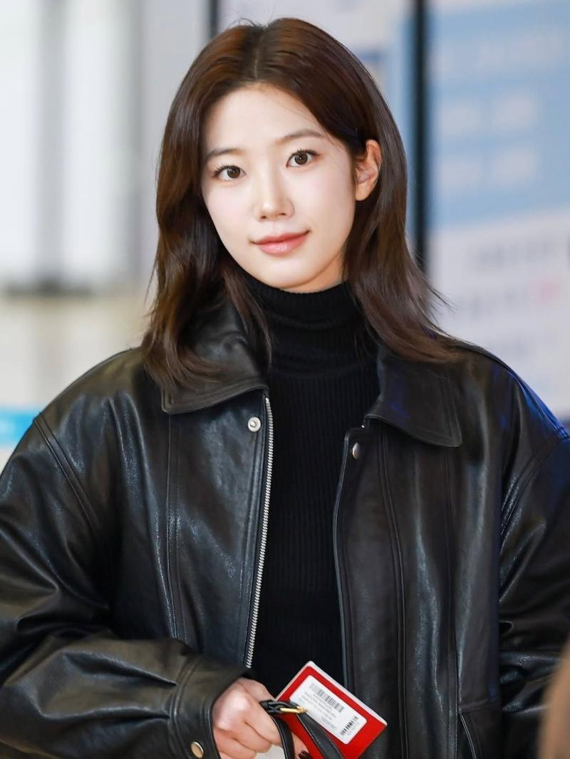 이유빈 아나운서