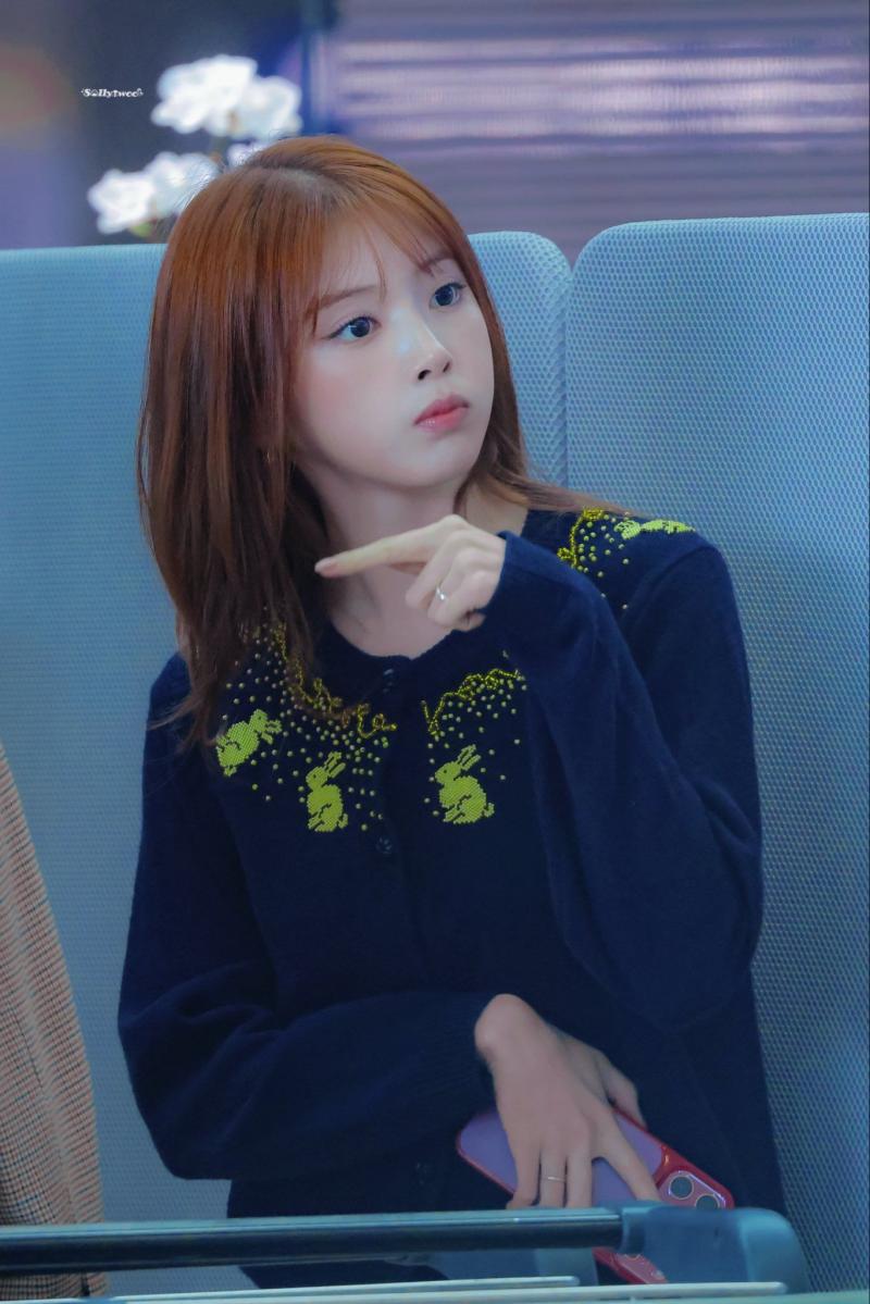 어제 출국장에서 엔믹스 지우 260911