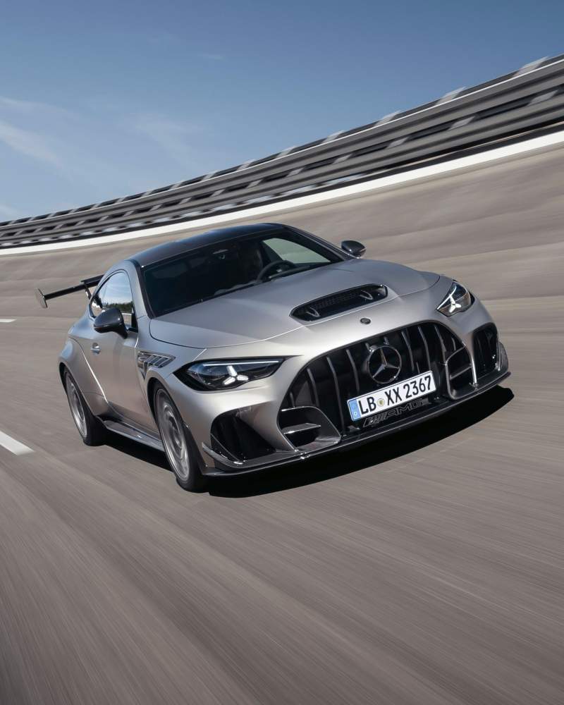 30대 한정판 벤츠 CLE646 AMG 공개