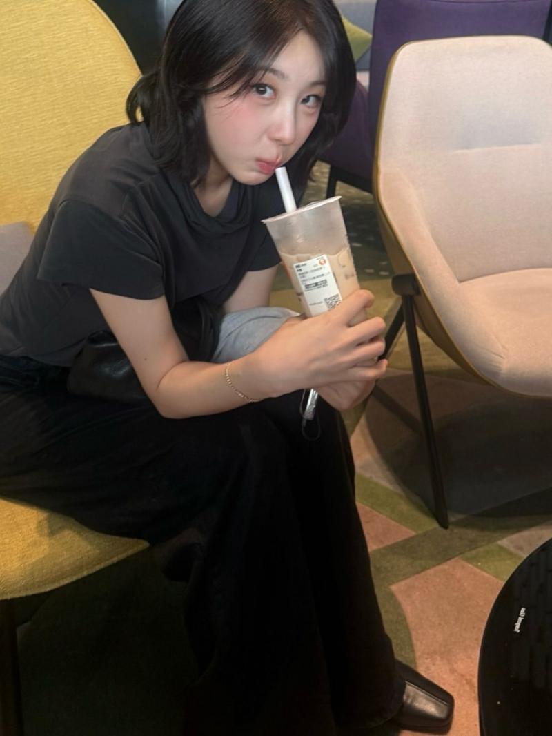 이채연