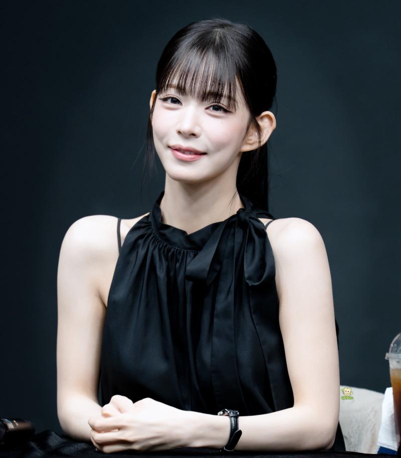 프로미스나인 이채영