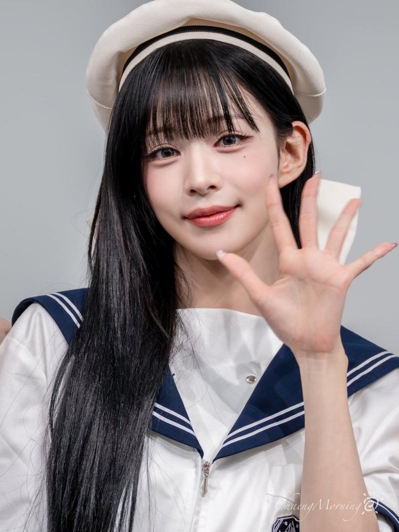 프로미스나인 이채영