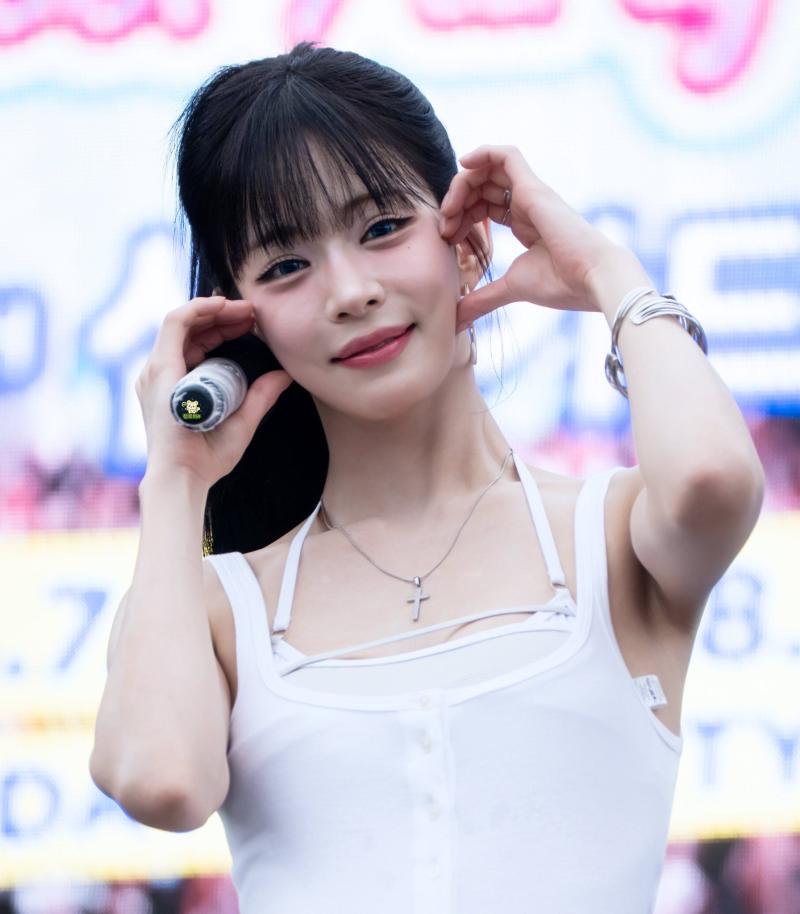 프로미스나인 이채영