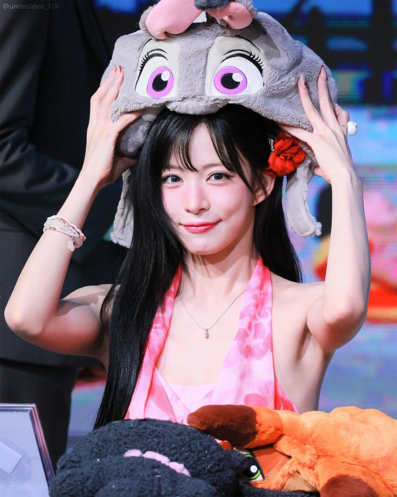 프로미스나인 이채영