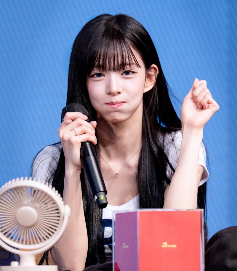 프로미스나인 이채영