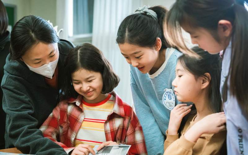촬영중 처음으로 대게를 먹어 봤다는 아역배우