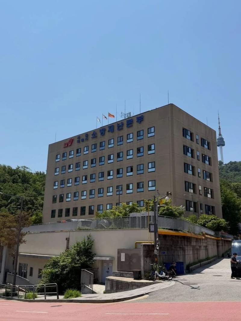 한국에서 특이한 여행을 하는 일본인