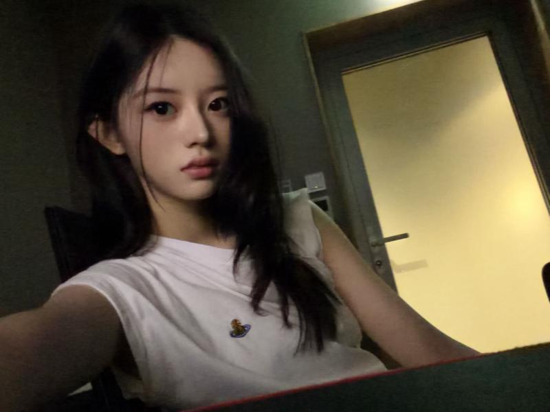 아일릿 (ILLIT) 민주