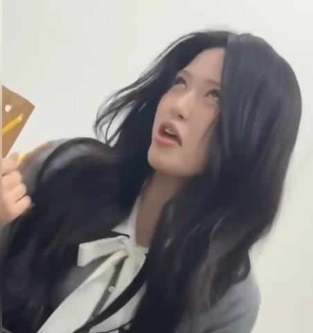 리센느 싸움 영상 유출됨