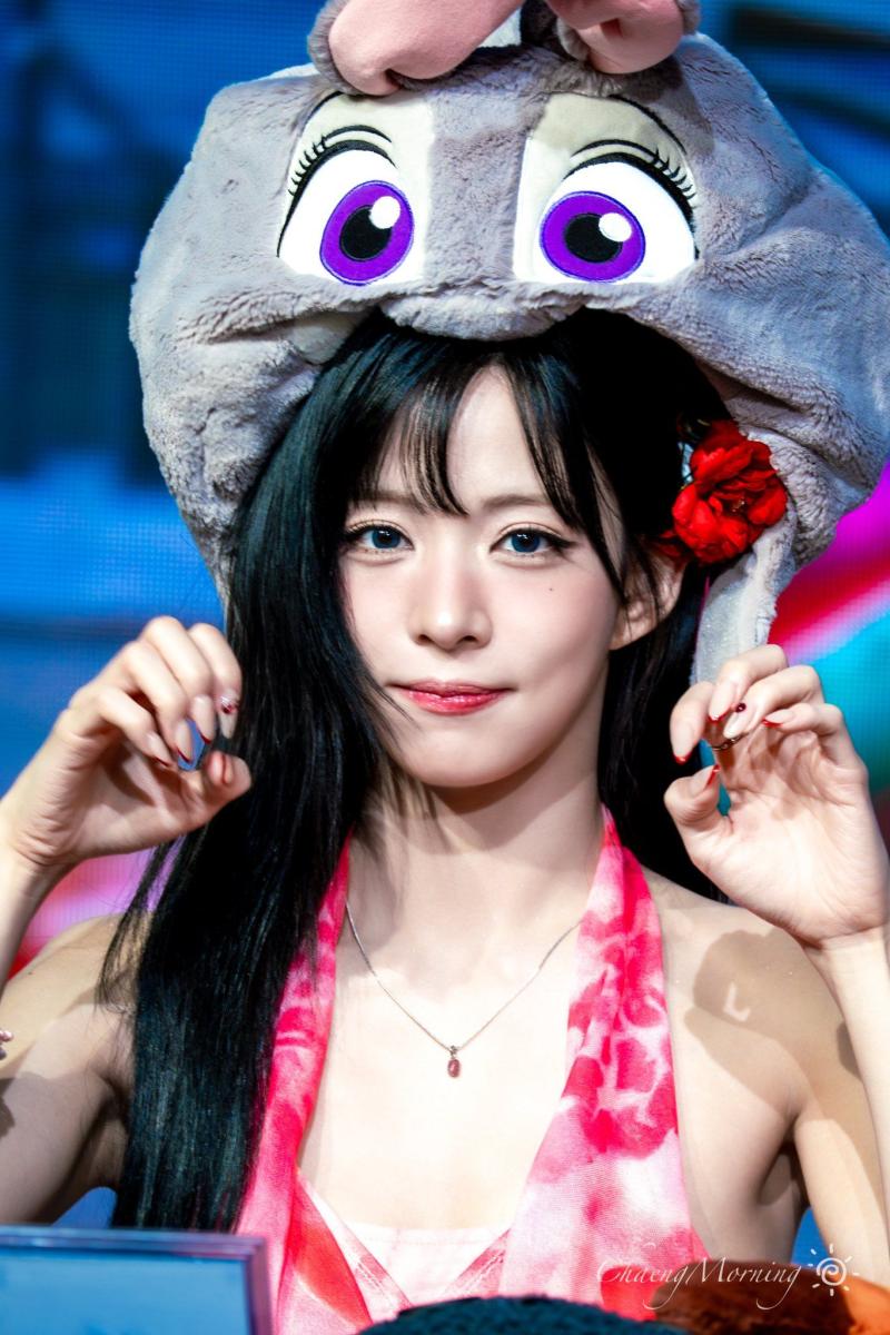 프로미스나인 이채영