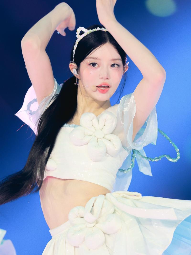 [에스파/AESPA] 무대 리허설 중인 카리나...핡~!!!