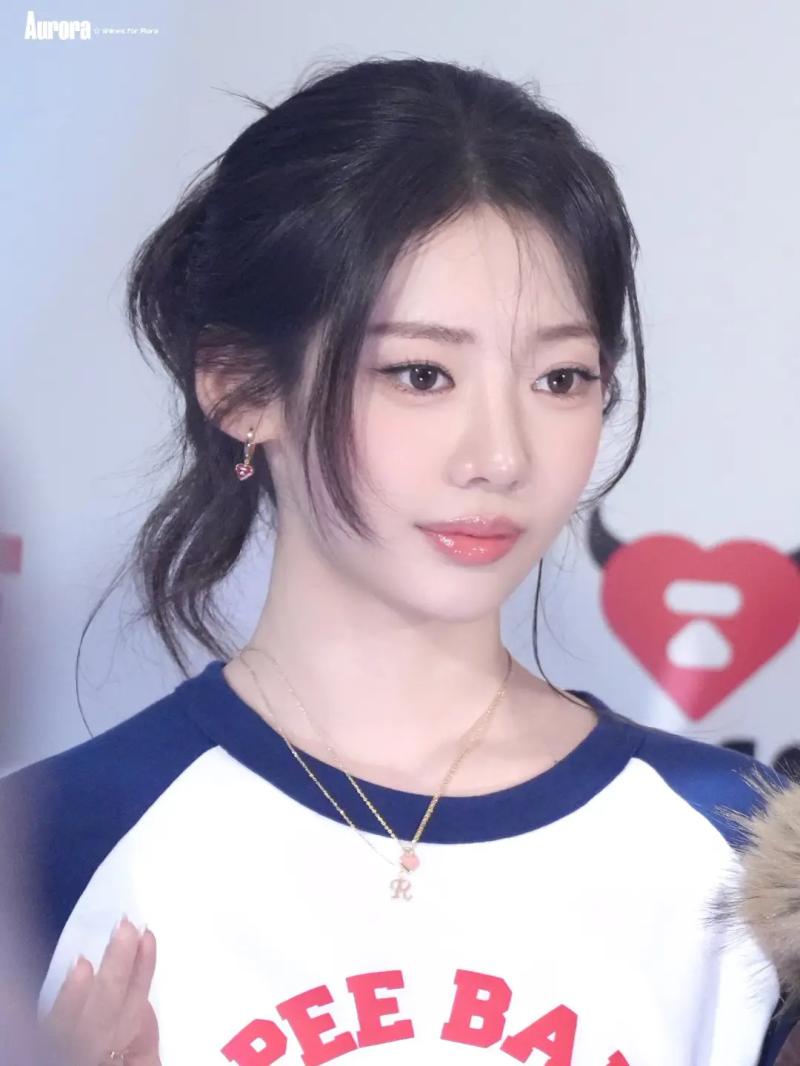 BABYMONSTER (베이비몬스터) 로라