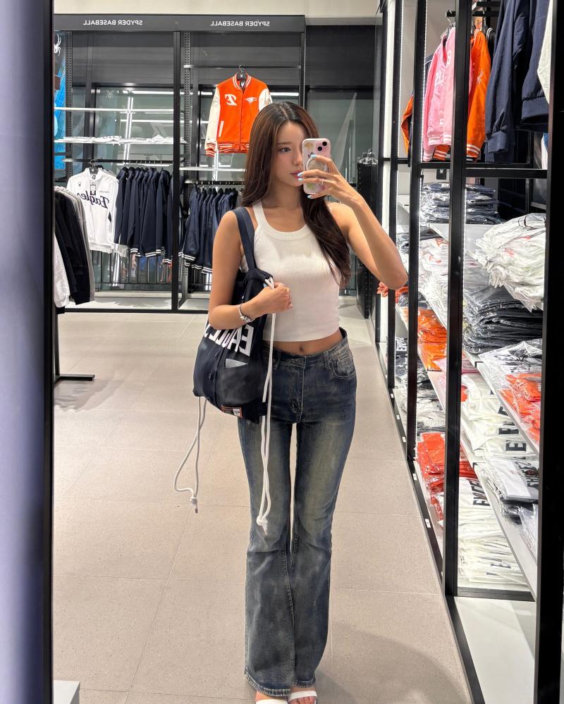 김민희 아나운서