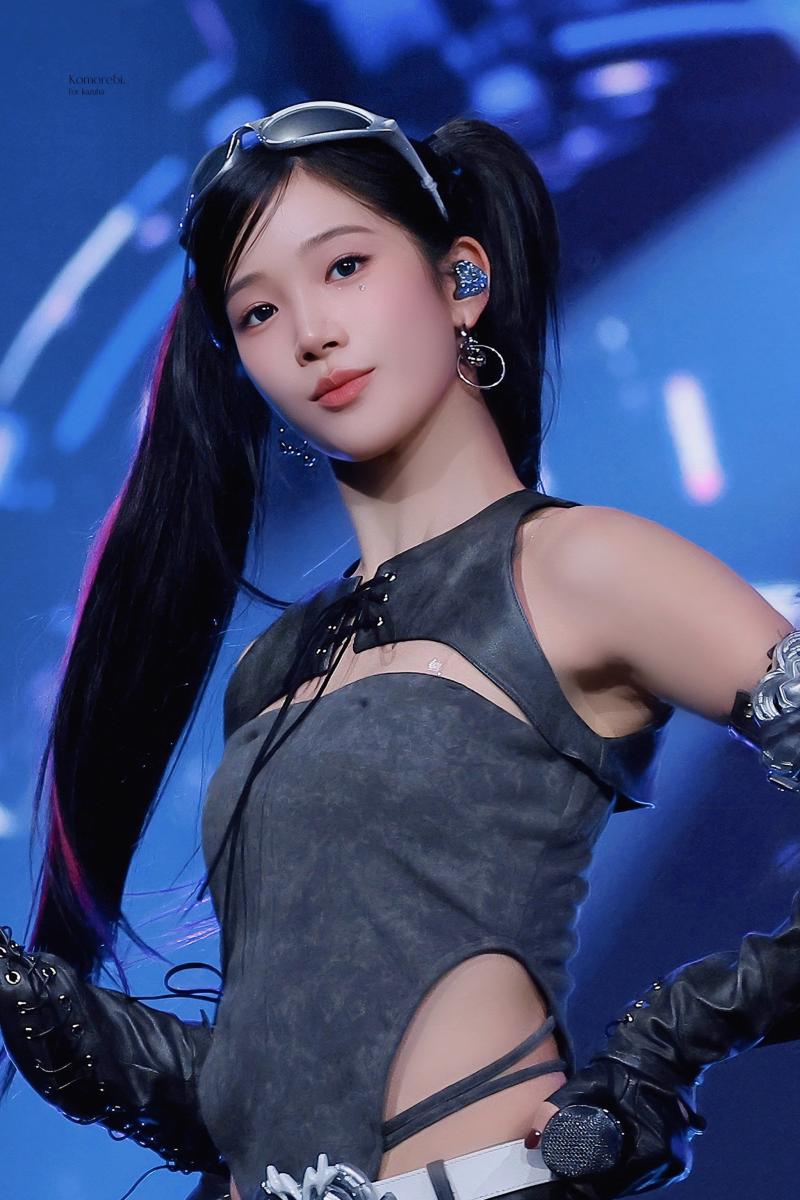 르세라핌 카즈하 260913 BLIZZCON