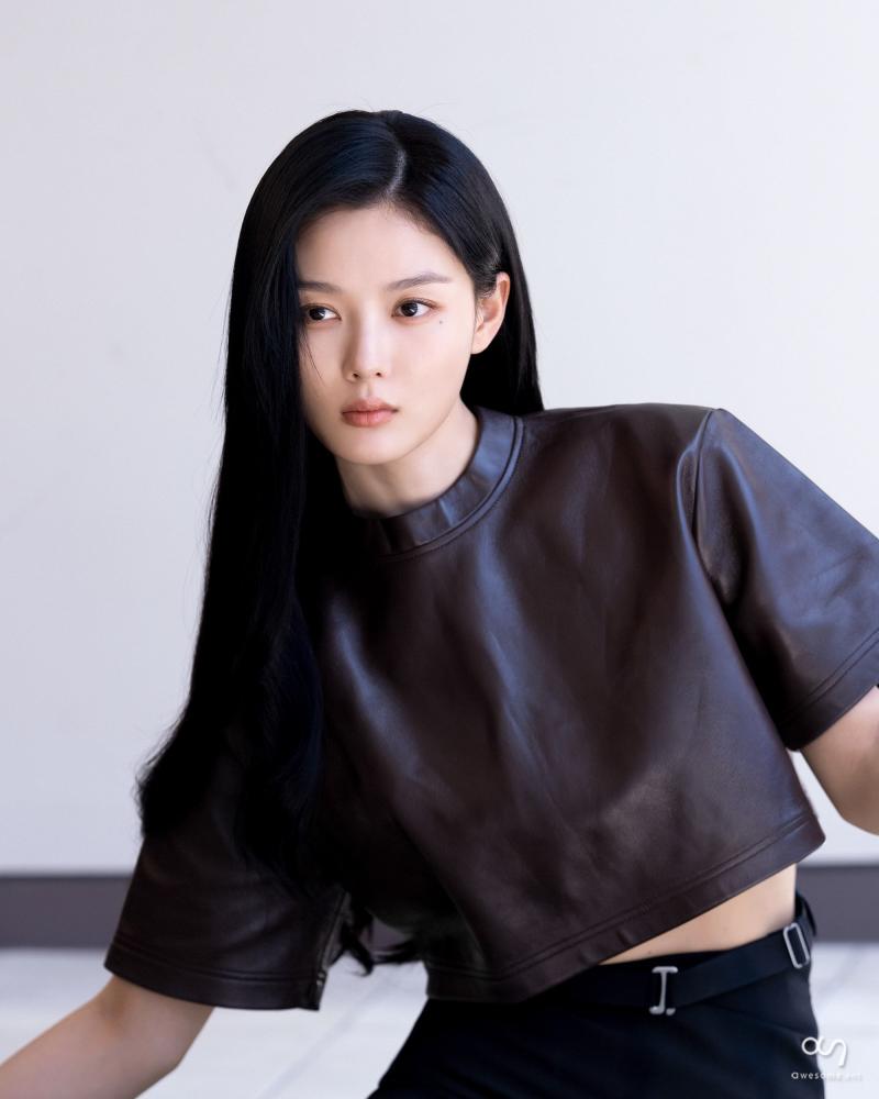 김유정 찰스앤키스