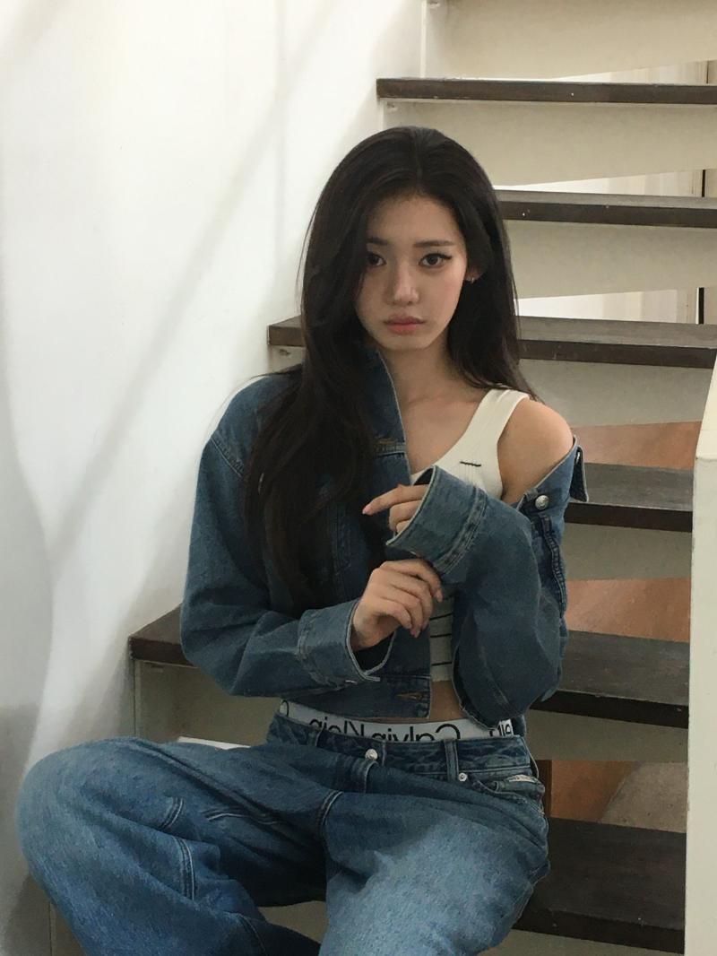 베이비몬스터 로라