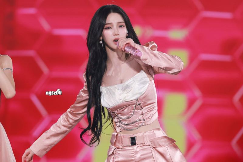 에스파 카리나