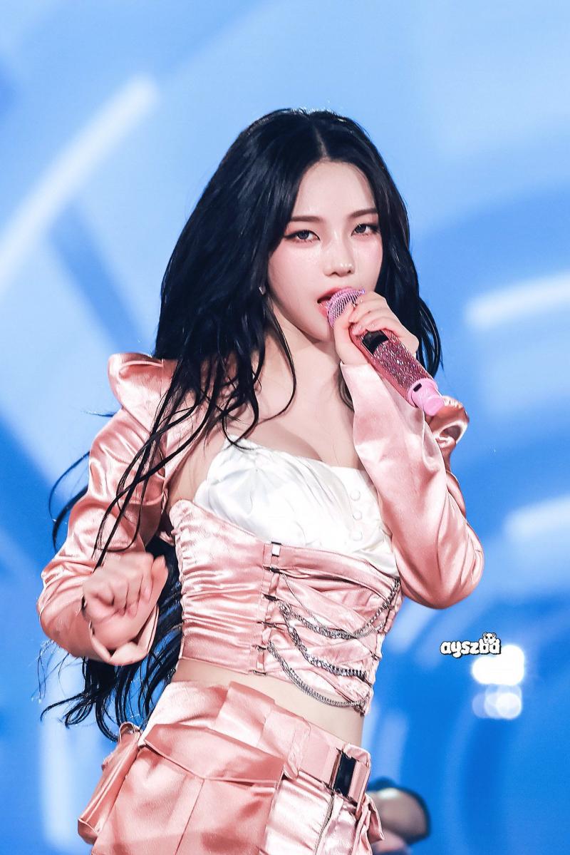 에스파 카리나