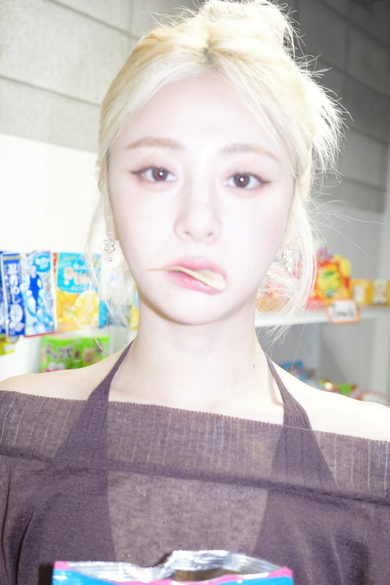 르세라핌 허윤진