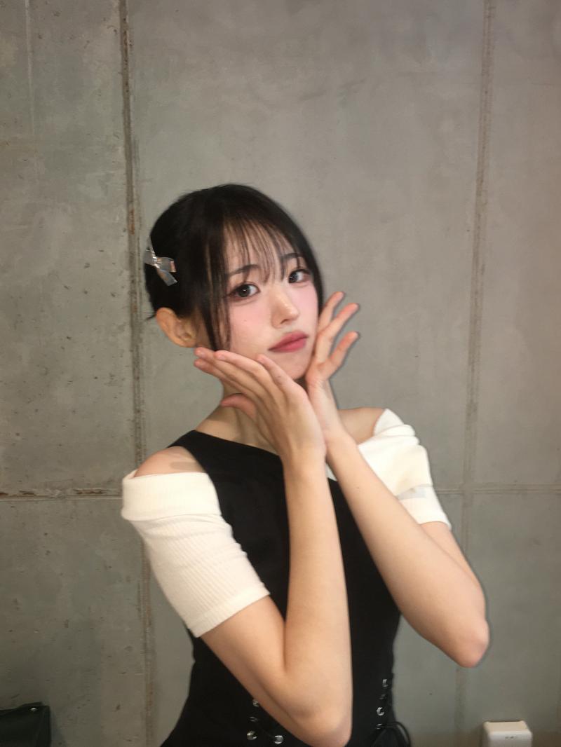 채영 무대앞 앉았는데...보이는 화이트 쿠키