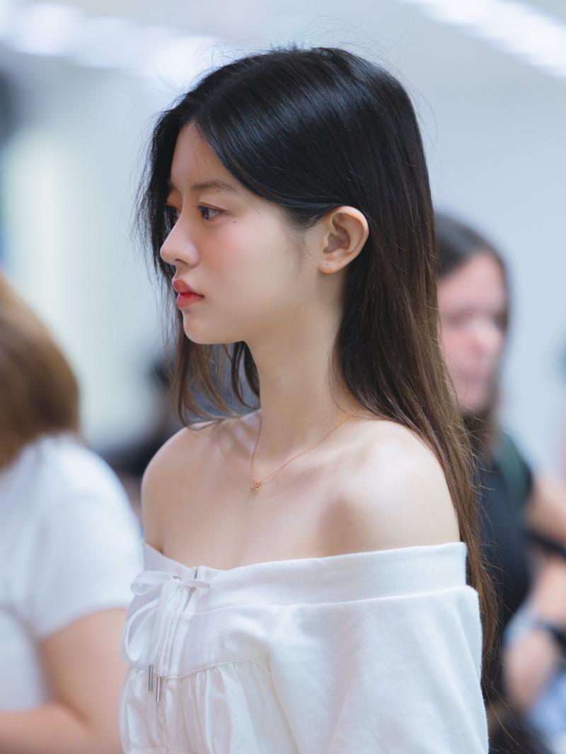 아일릿 (ILLIT) 민주