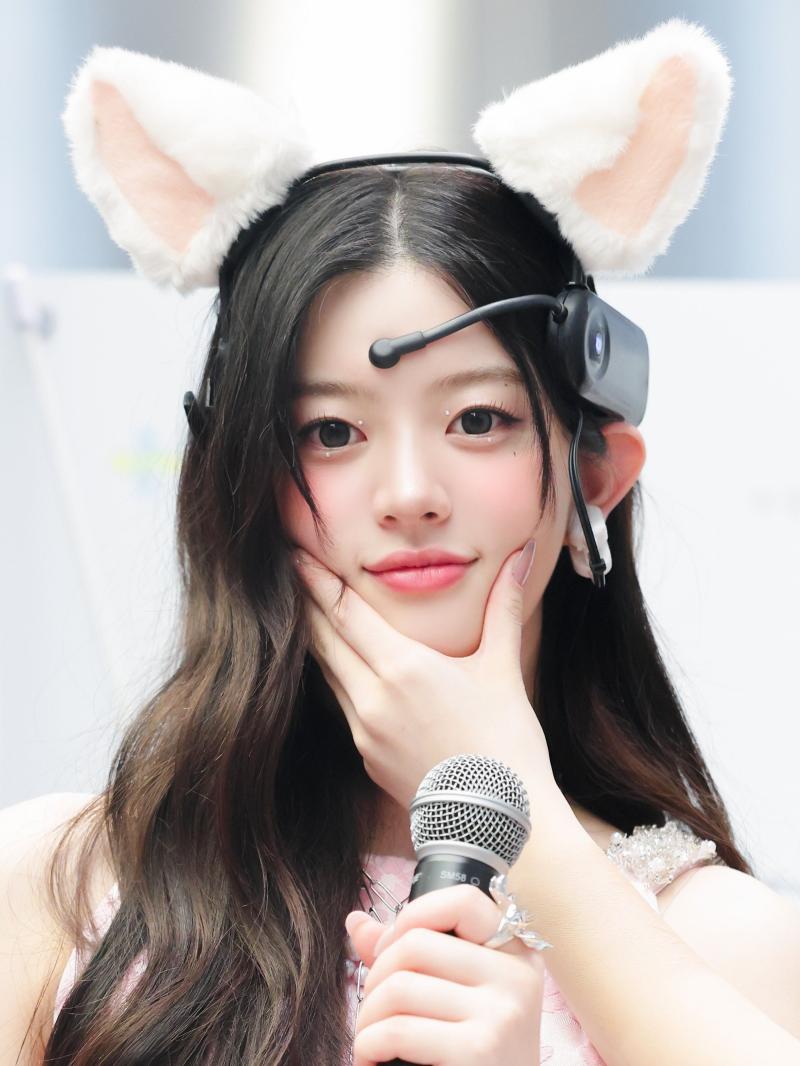아일릿 (ILLIT) 민주