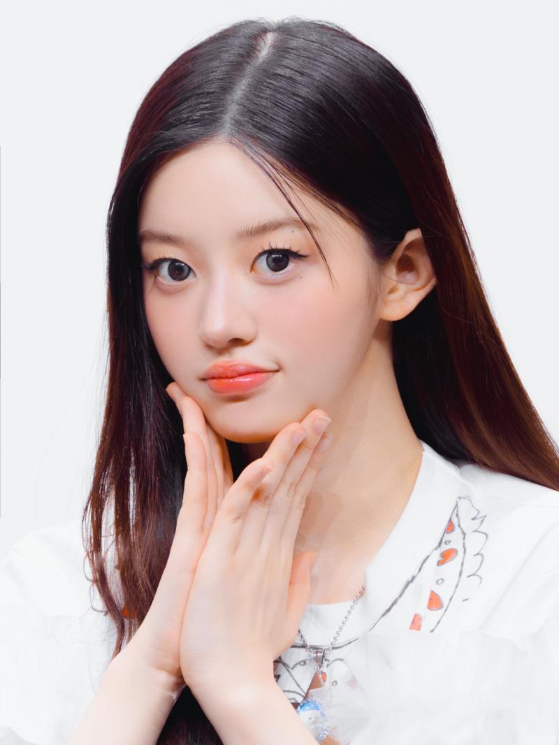 아일릿 (ILLIT) 민주