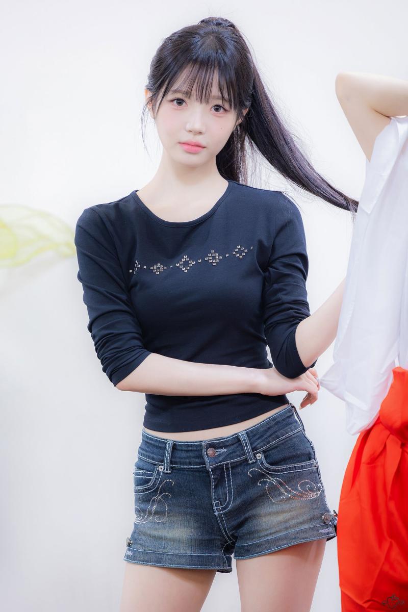 트리플에스 귀요미 김채원 260912 팬사인회