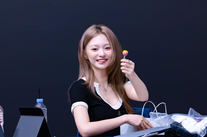 프로미스나인 이나경