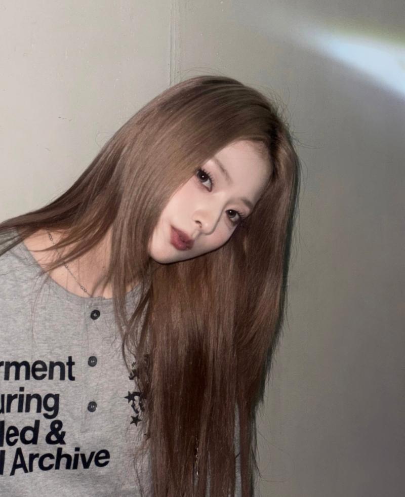 프로미스나인 이나경