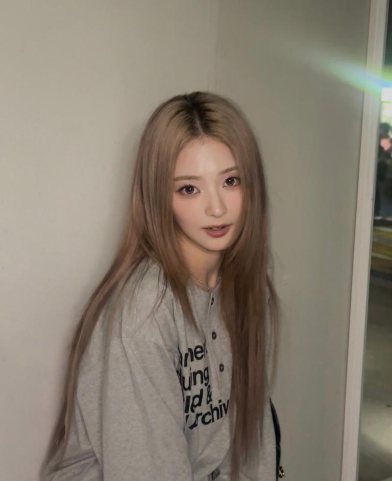 프로미스나인 이나경
