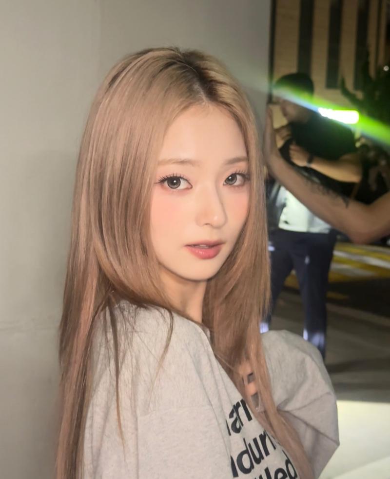 프로미스나인 이나경