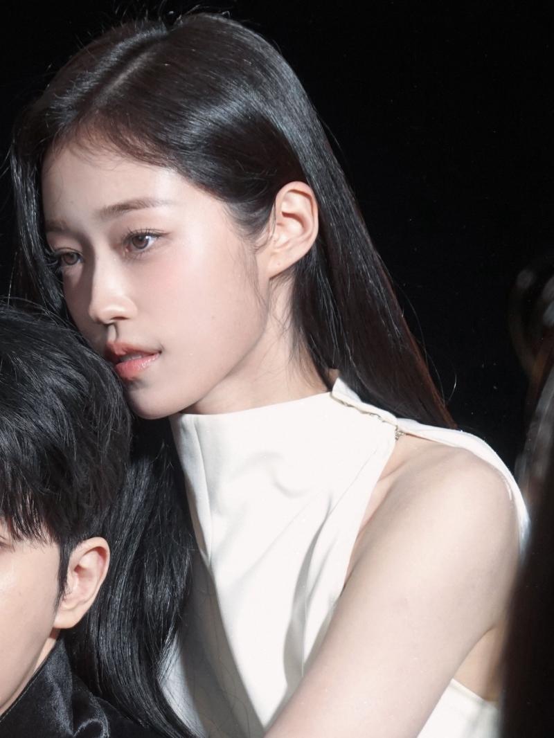 노윤서
