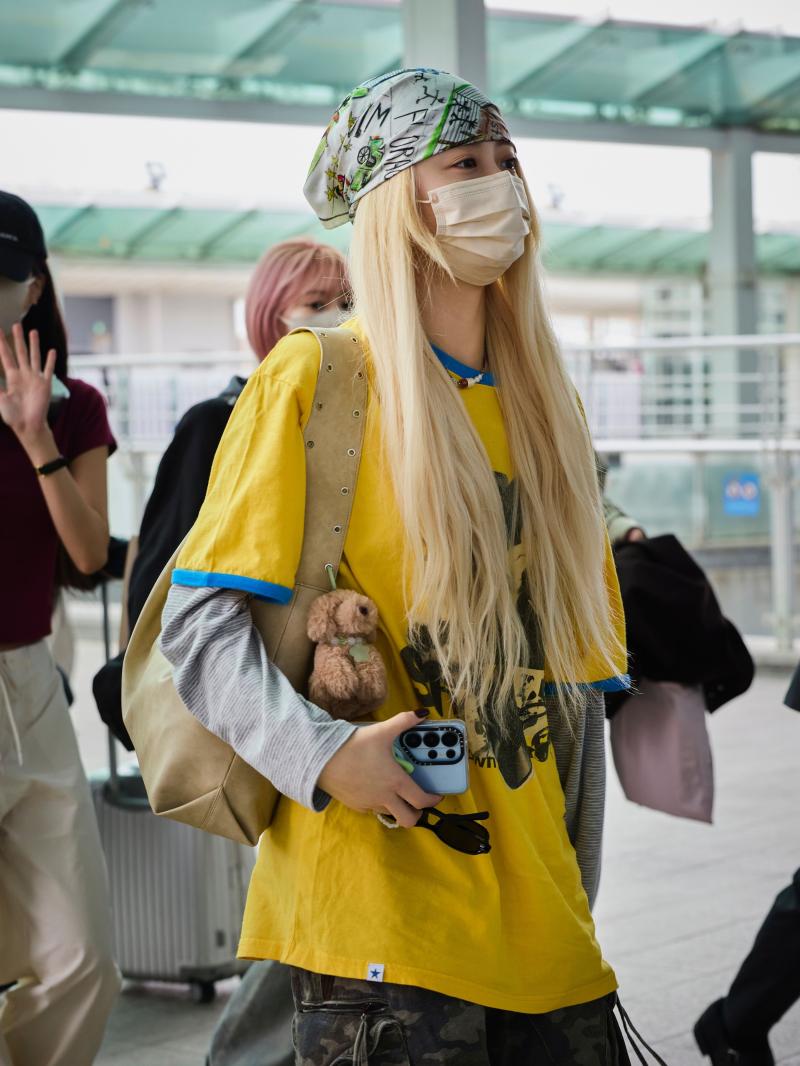 LE SSERAFIM (르세라핌)