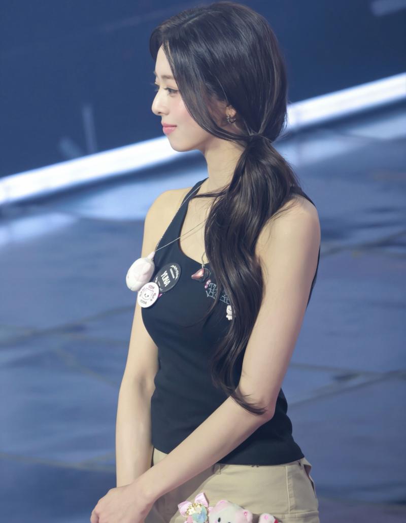 ITZY (있지) 유나