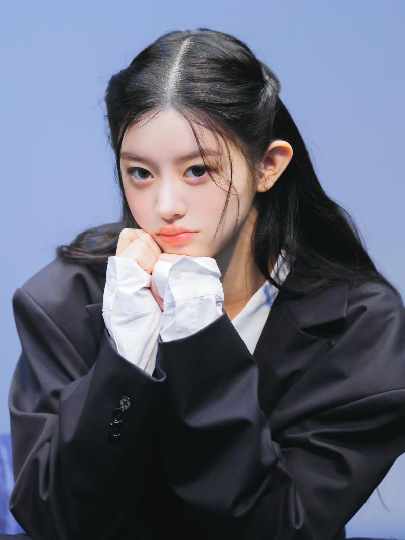 아일릿 (ILLIT) 민주