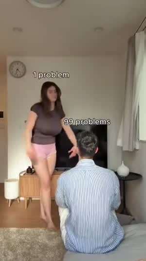 남친을 감정쓰레기통으로 대하는 여친.mp4